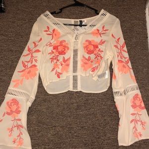 H&M brand new long sleeve crop